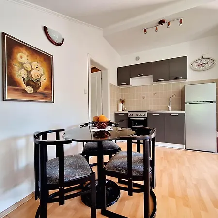 Apartment Nenad Tribalj  Exterior photo